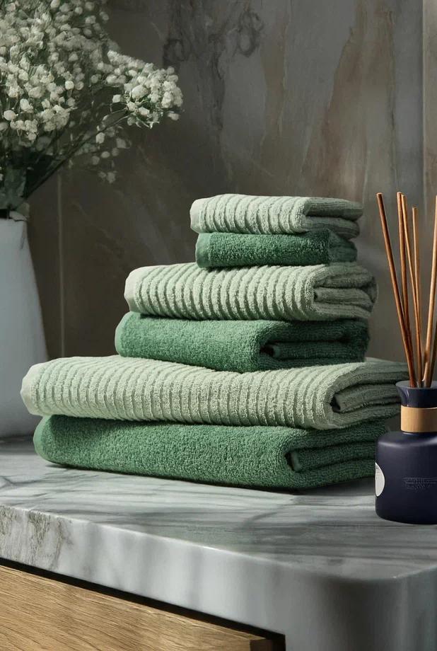 Комплект махровых полотенец из 6 штук "Романс"